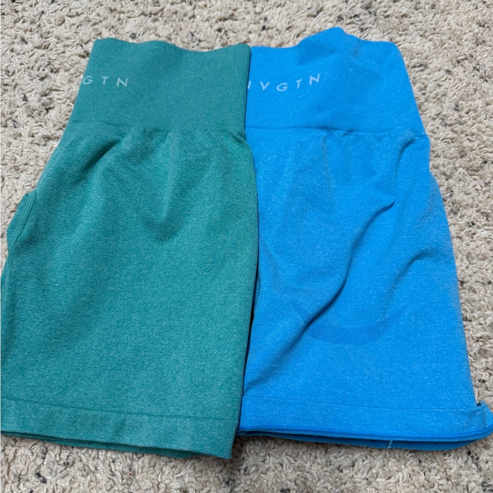 NVGTN Seamless High-Waist Shorts — Teal & Bright Blue